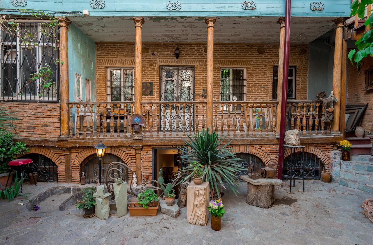 Gallery Apartment Tbilisi ภายนอก รูปภาพ