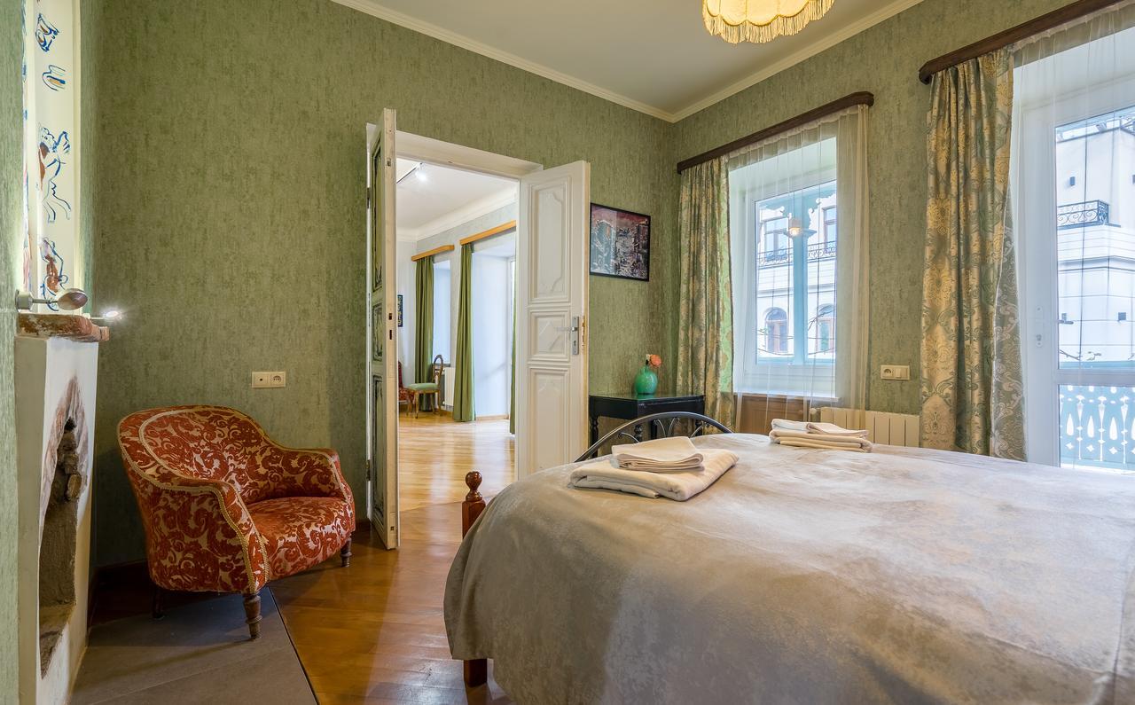 Gallery Apartment Tbilisi ภายนอก รูปภาพ