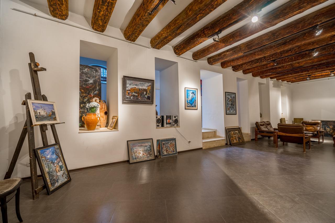 Gallery Apartment Tbilisi ภายนอก รูปภาพ