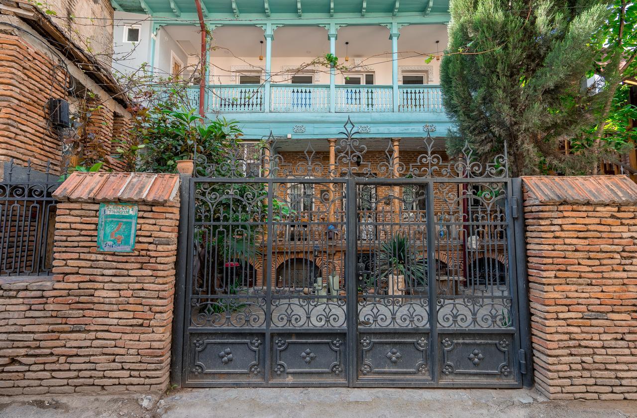 Gallery Apartment Tbilisi ภายนอก รูปภาพ